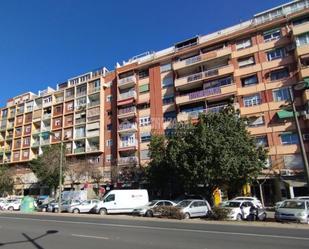 Exterior view of Flat for sale in  Valencia Capital  with Air Conditioner