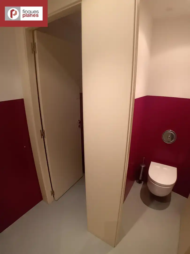 Baño de Local de alquiler en La Seu d'Urgell con Amueblado