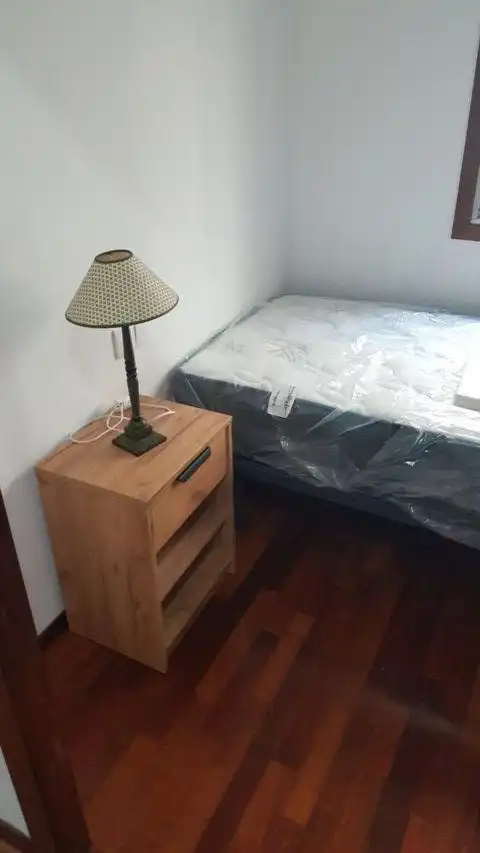 Flat for rent in Paseo de Colón, Campo da Torre - Mollabao