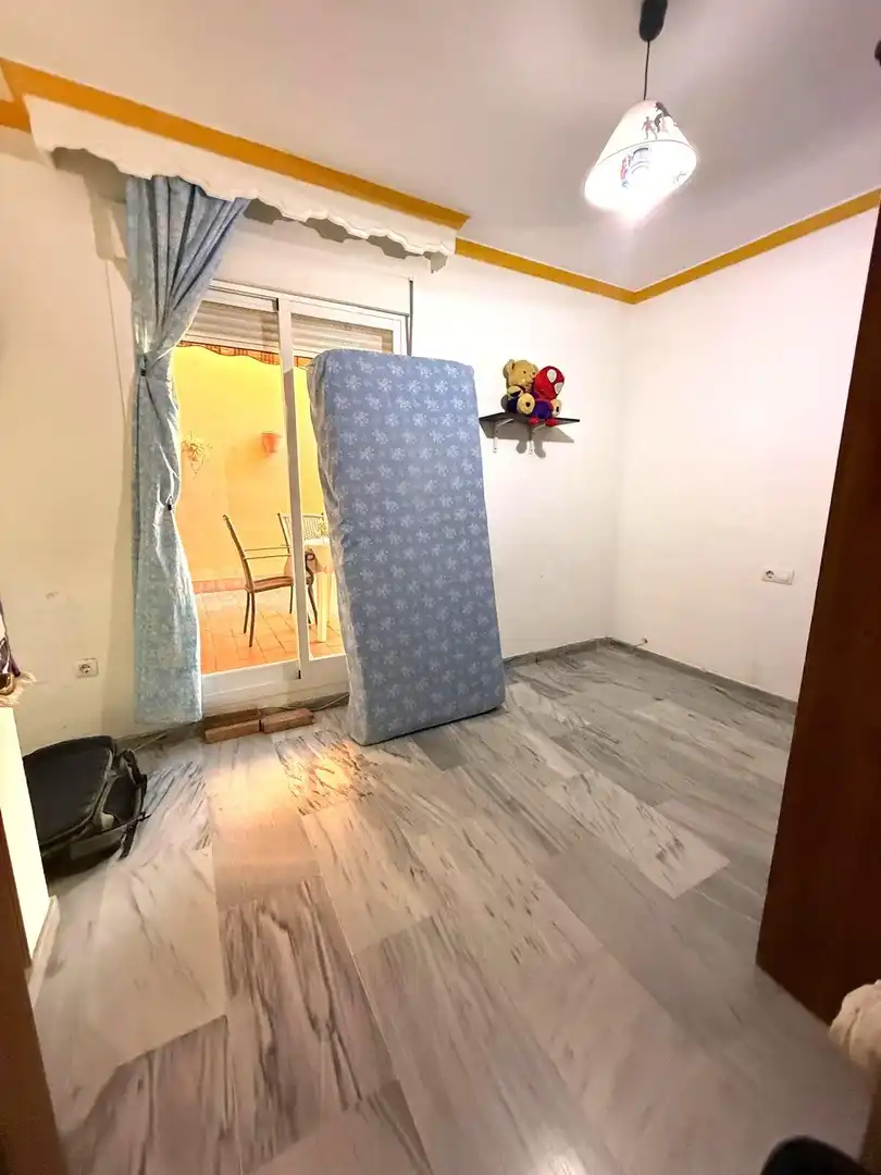 Dormitori de Pis en venda en Málaga amb Aire condicionat, Terrassa i Balcó