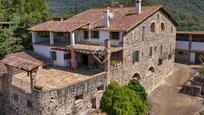 Vista exterior de Finca rústica en venda en Santa Pau amb Aire condicionat, Calefacció i Jardí privat