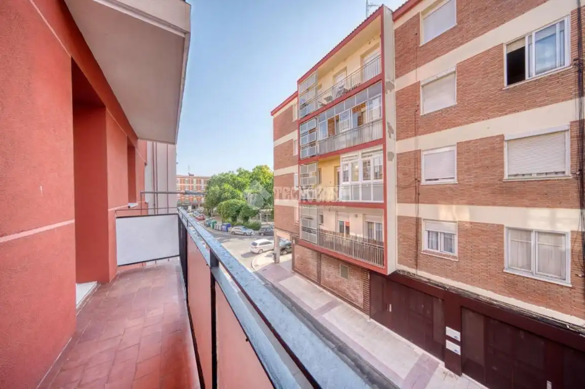 Exterior view of Flat for sale in Valladolid  with Terrace