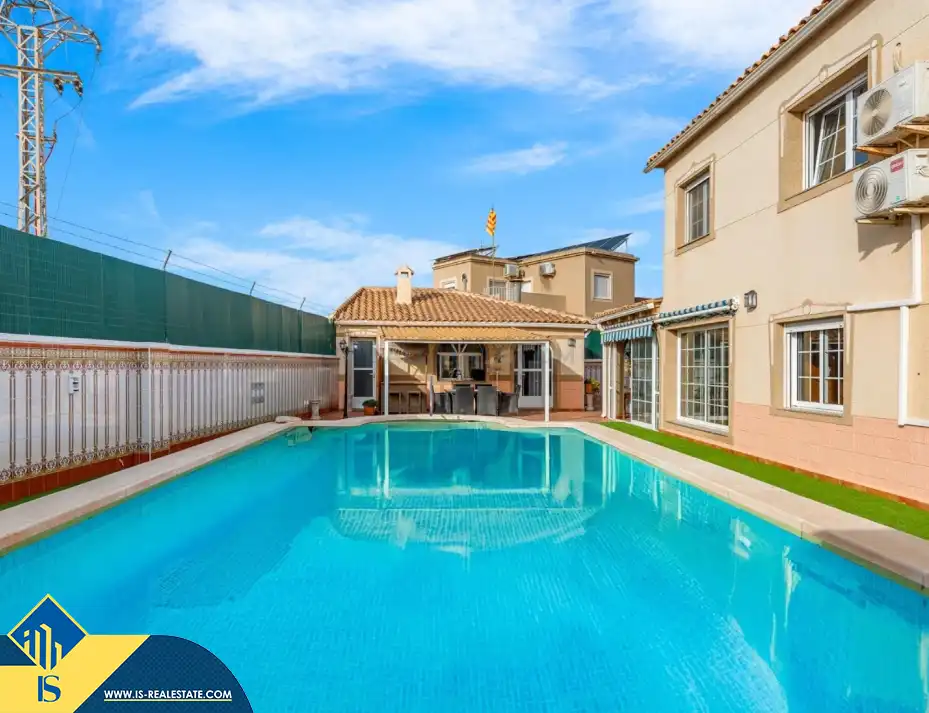 Villa avec piscine à vendre à Zona Carrefour - Urbanizaciones, imagen 3