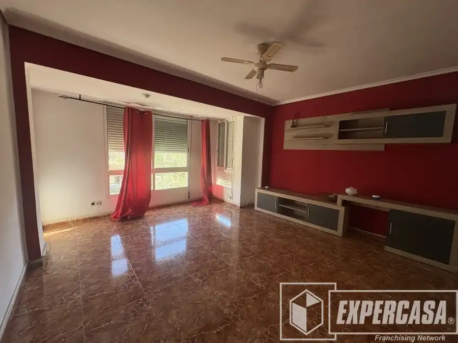 Sala d'estar de Pis de lloguer en Castellón de la Plana / Castelló de la Plana amb Moblat