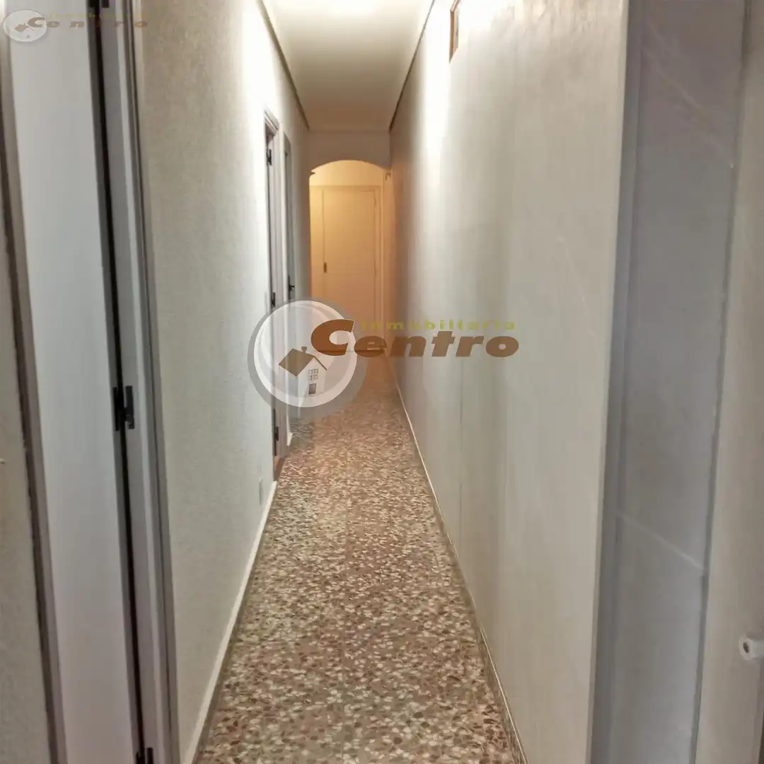 Piso en venta en Albacete con Aire acondicionado, Calefacción y Balcón