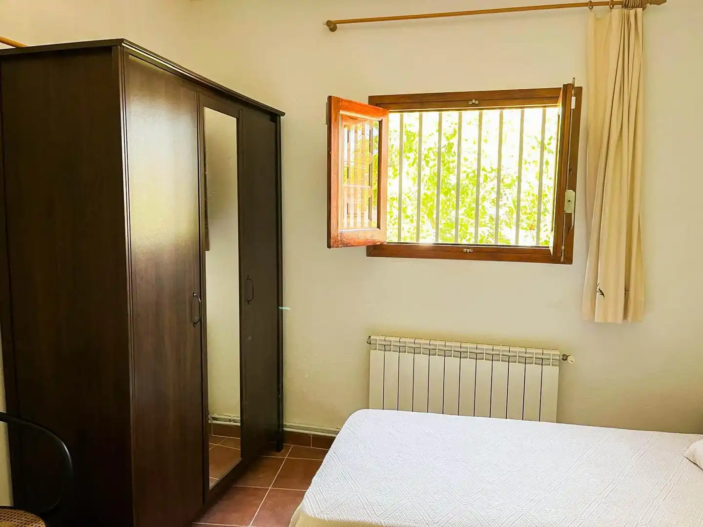 Dormitori de Casa o xalet en venda en Esparreguera amb Calefacció, Jardí privat i Terrassa