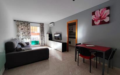 Living room of Flat for sale in Rubí  with Air Conditioner, Heating and Terrace