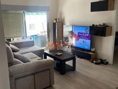 Living room of Flat for sale in  Madrid Capital  with Air Conditioner, Heating and Terrace