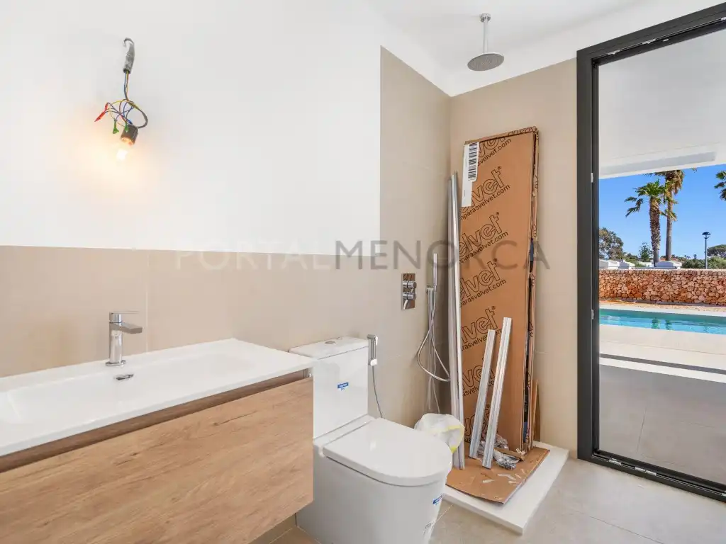 Bathroom of Houses for sale in Ciutadella de Menorca  with Swimming Pool