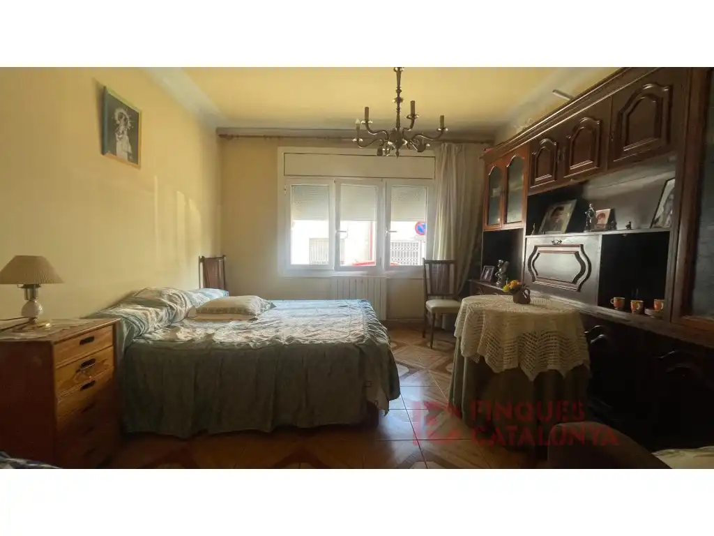 Habitación de Casa o chalet en venta en Girona