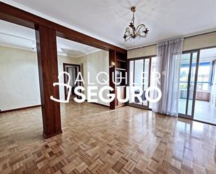 Living room of Flat to rent in  Madrid Capital  with Heating and Terrace