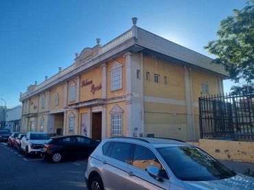 Local comercial en venda a Calle Río Miño 1