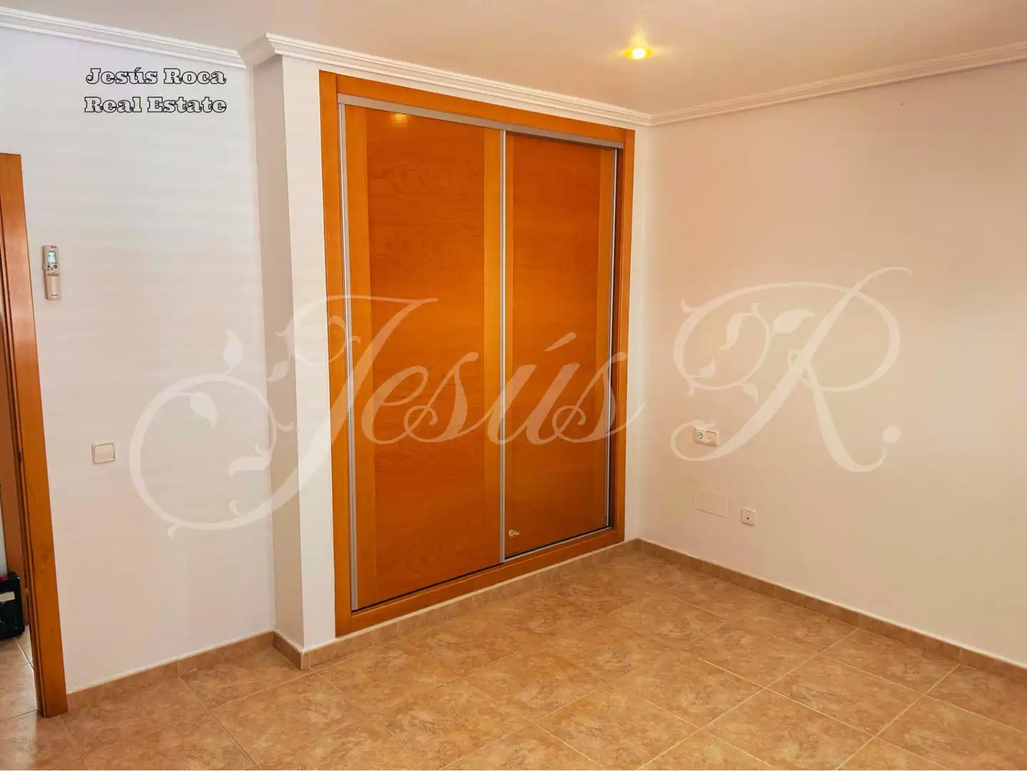 Adosado con jardín en venta en Calle PORCHES, imagen 17