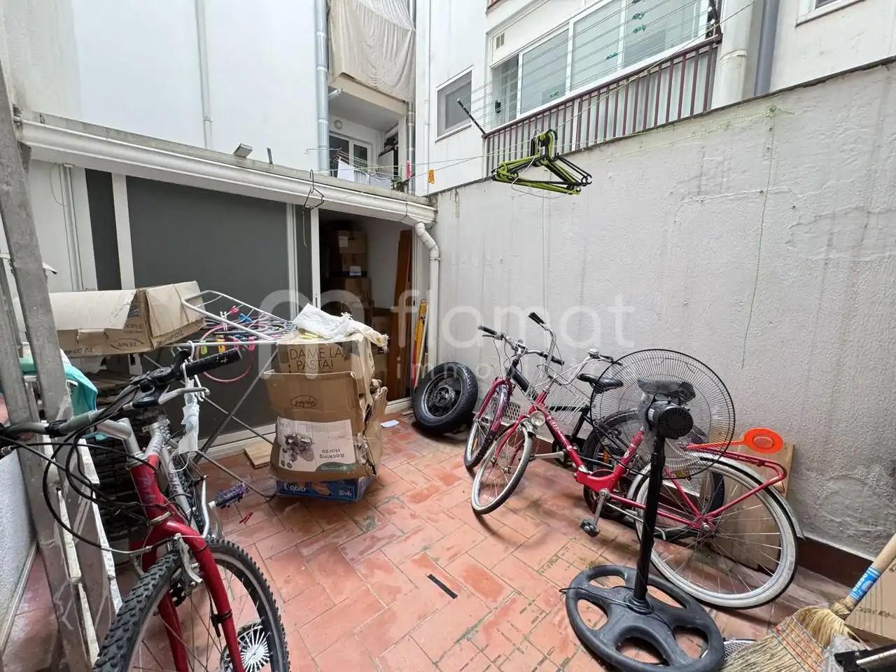 Piso en venta en Girona con Terraza