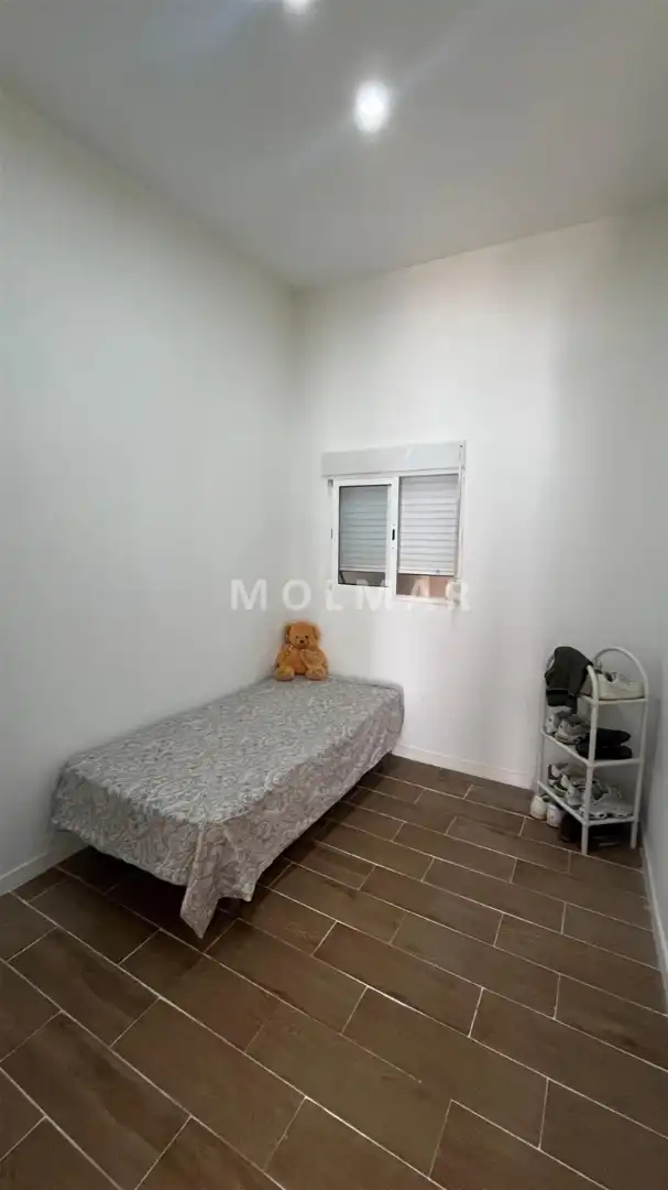 Habitación de Piso en venta en Tavernes de la Valldigna con Terraza, Amueblado y Horno