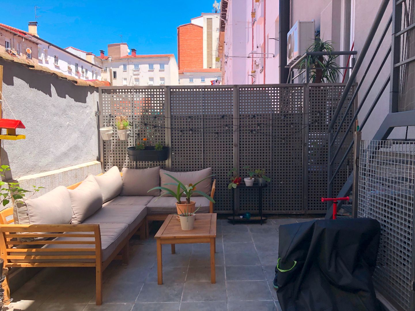 Terrassa de Pis en venda en Burgos Capital amb Calefacció