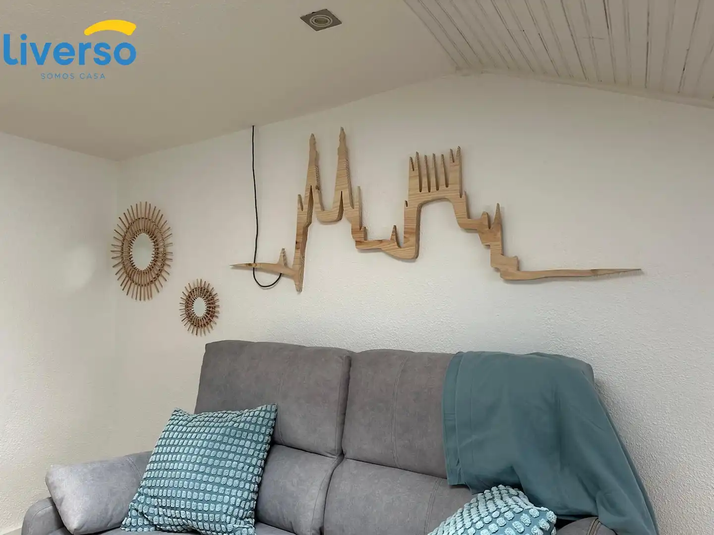 Attic for rent in Casco Antiguo