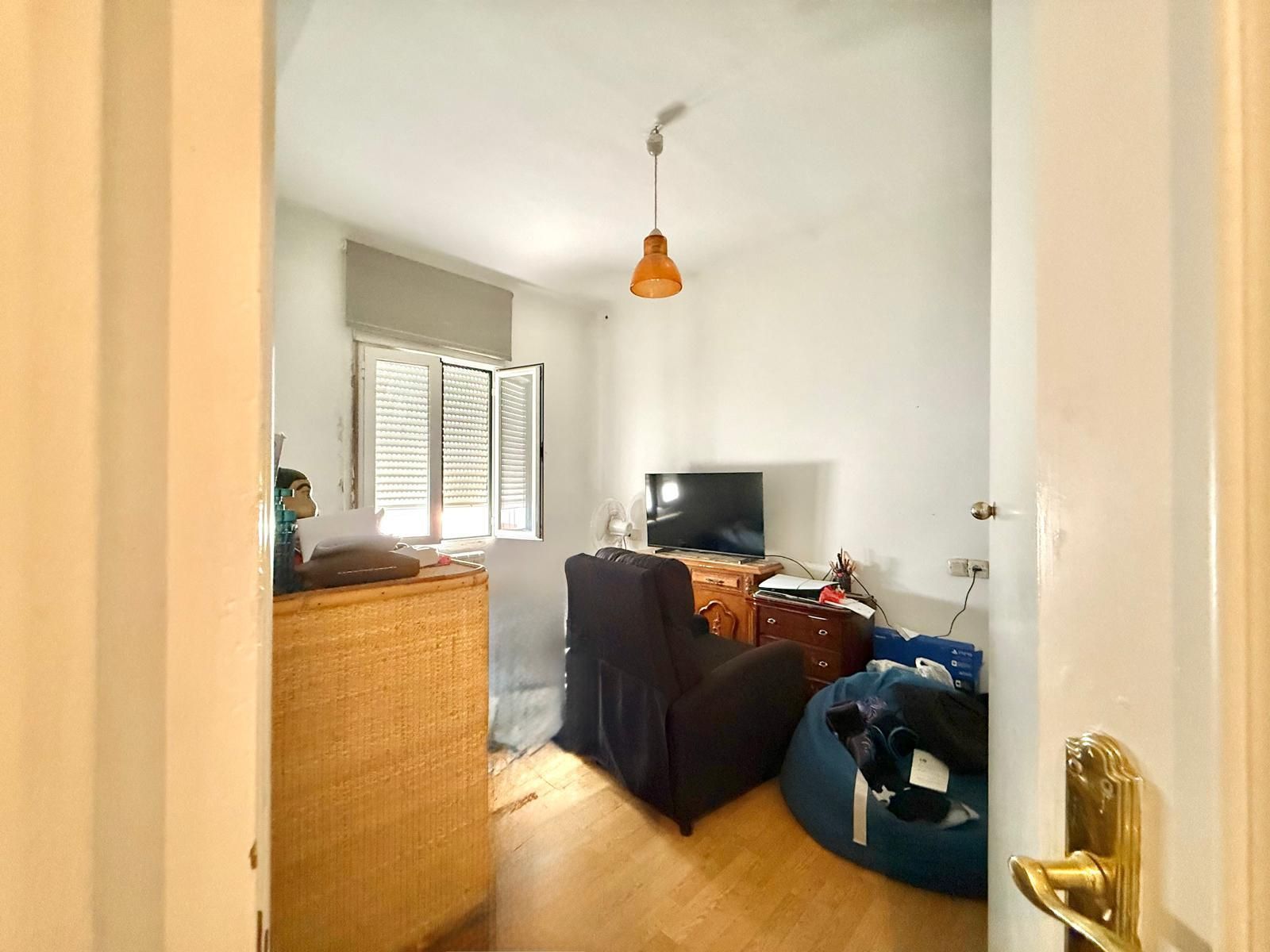 Bedroom of Flat for sale in  Madrid Capital  with Heating and Furnished