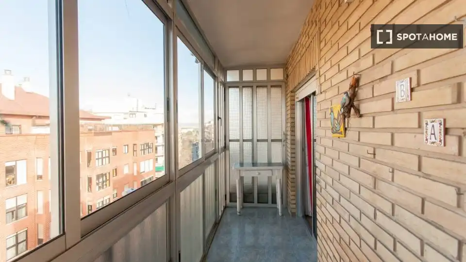 Appartamento con terrazza in affitto a Algirós, imagen 5