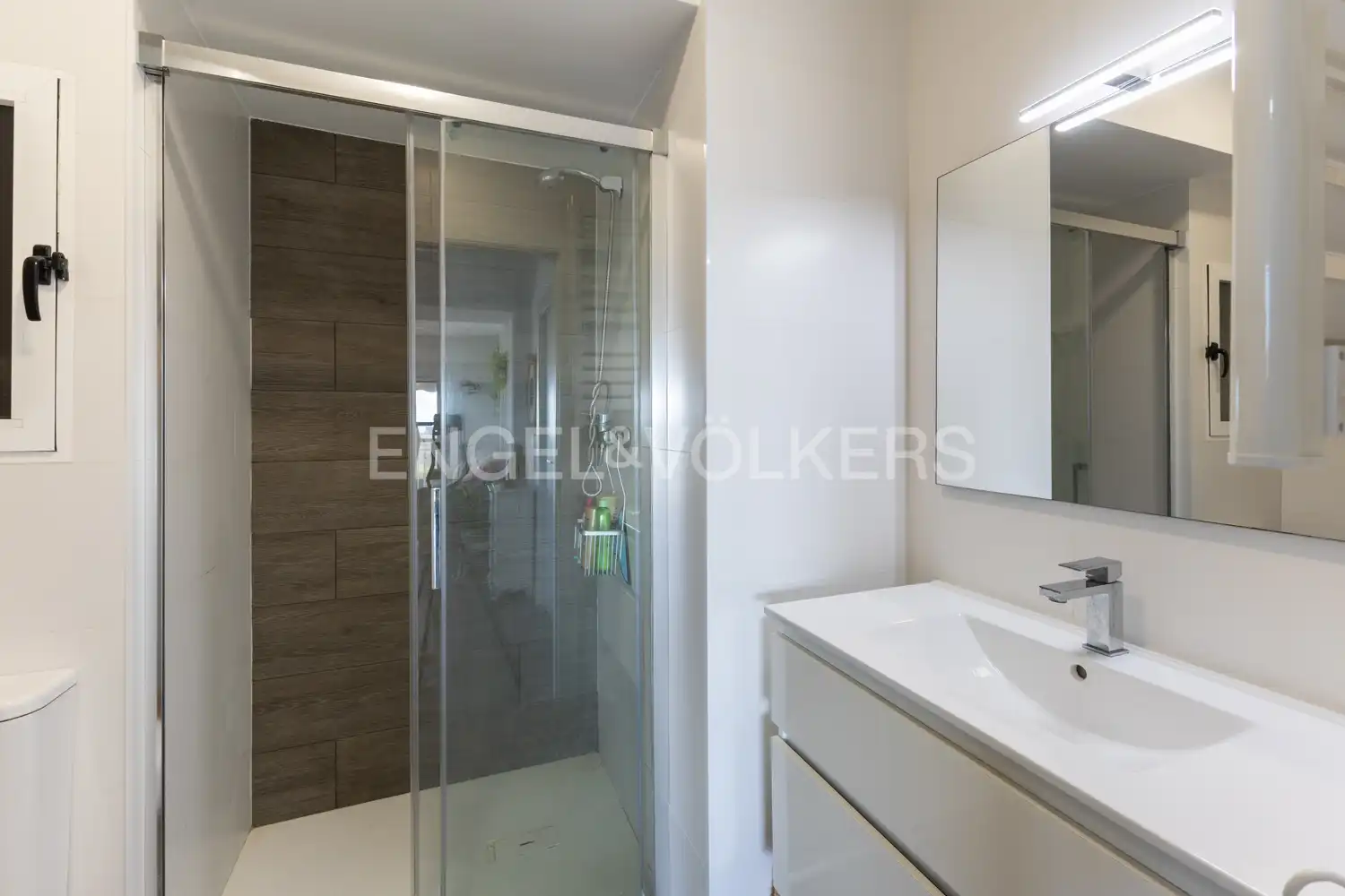 Bany de Apartament en venda en Sagunto / Sagunt amb Aire condicionat, Calefacció i Terrassa