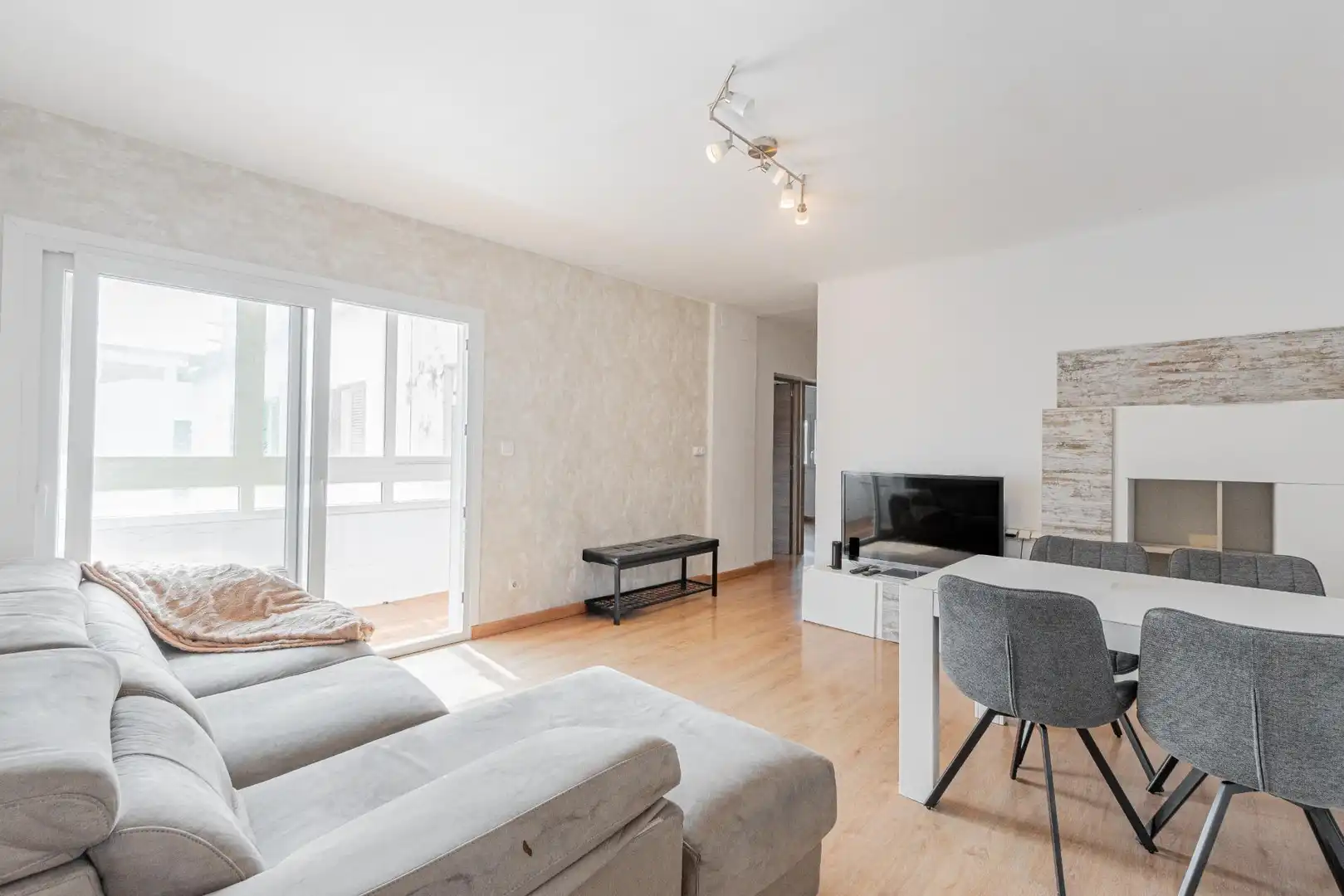 Sala de estar de Apartamento en venta en  Palma de Mallorca con Balcón