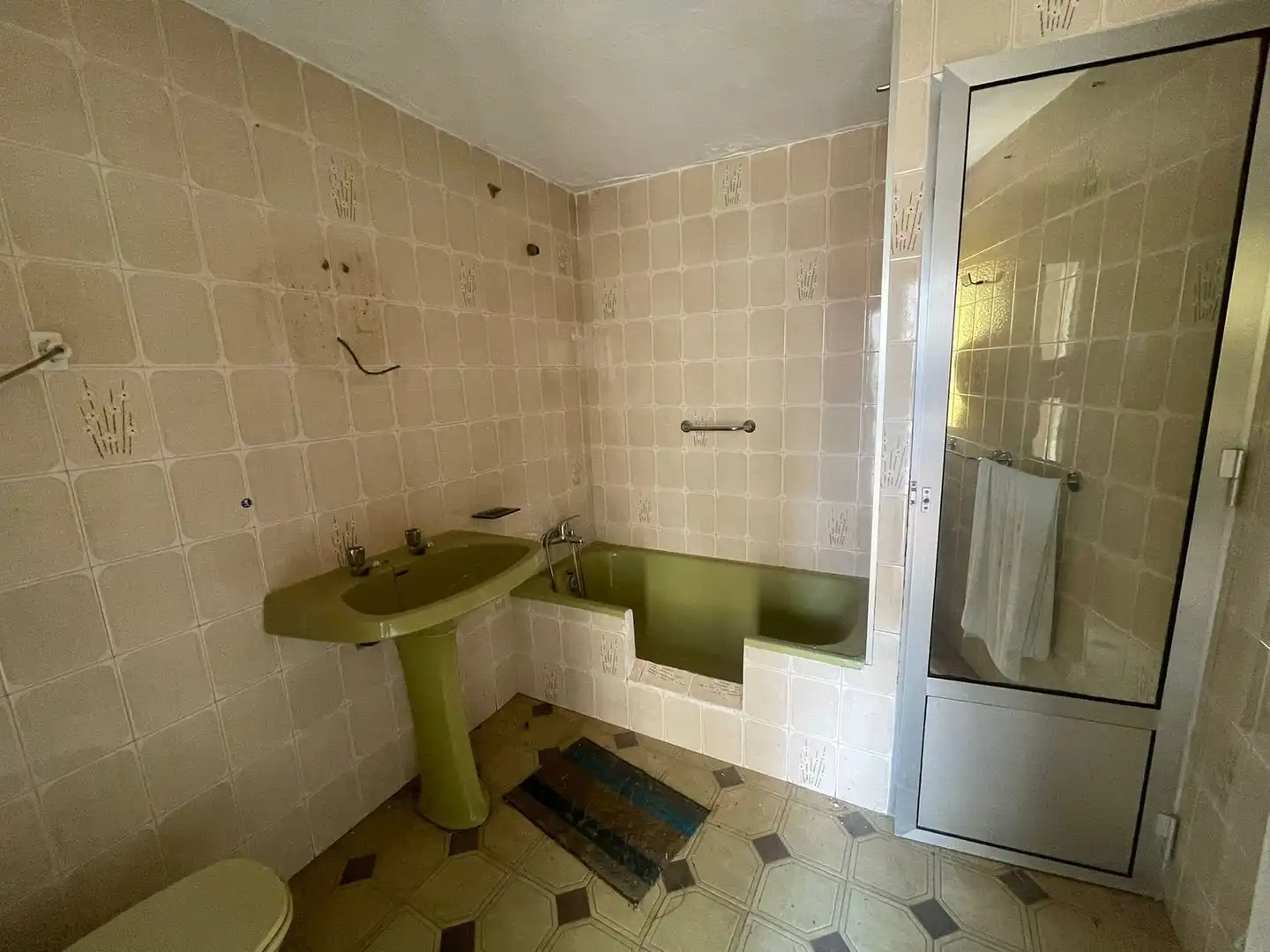 Badezimmer von Wohnung zum Verkauf in Valverde del Camino mit Privatgarten und Abstellraum