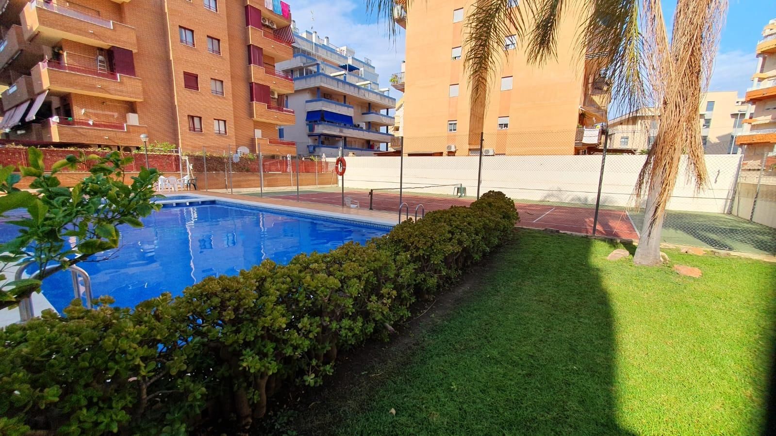 Piscina de Pis en venda en Canet d'En Berenguer amb Aire condicionat, Jardí privat i Terrassa