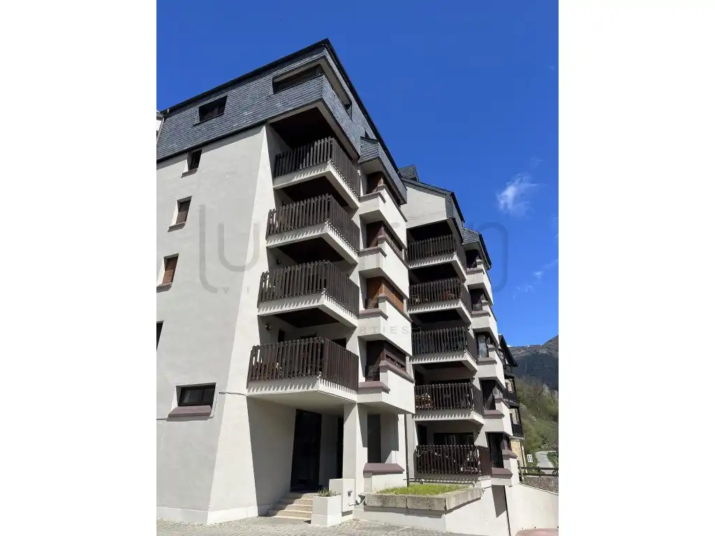 Exterior view of Apartments for sale in Vielha e Mijaran