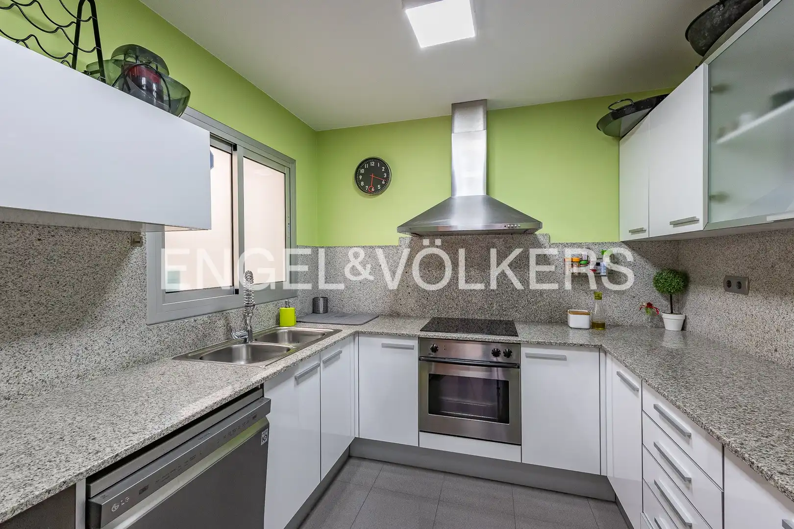 Kitchen of Attic for sale in Cubelles  with Air Conditioner, Heating and Private garden