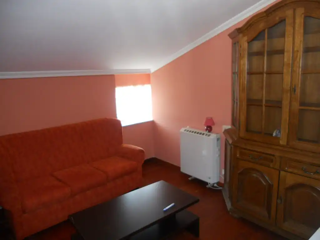 Living room of Flat for rent in Santiago de Compostela   with Heating, Furnished and Oven