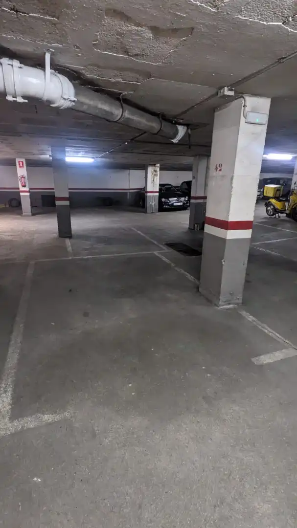 Einzelparkplatz zum Verkauf in Avinguda de Barcelona, imagen 4
