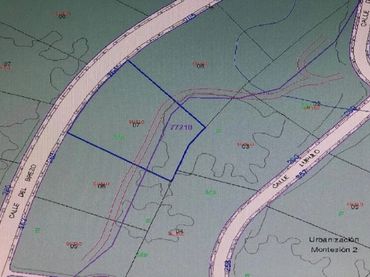 Terreno residencial en venta en Los Cigarrales - La Bastida