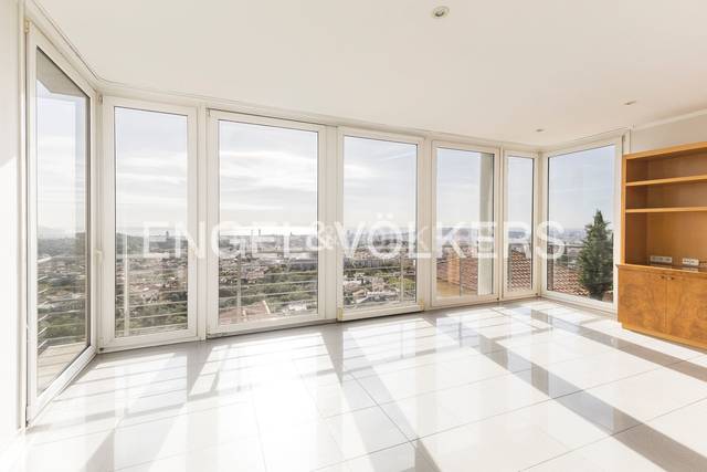 Casa-chalet en Venta en Vallcarca i els Penitents