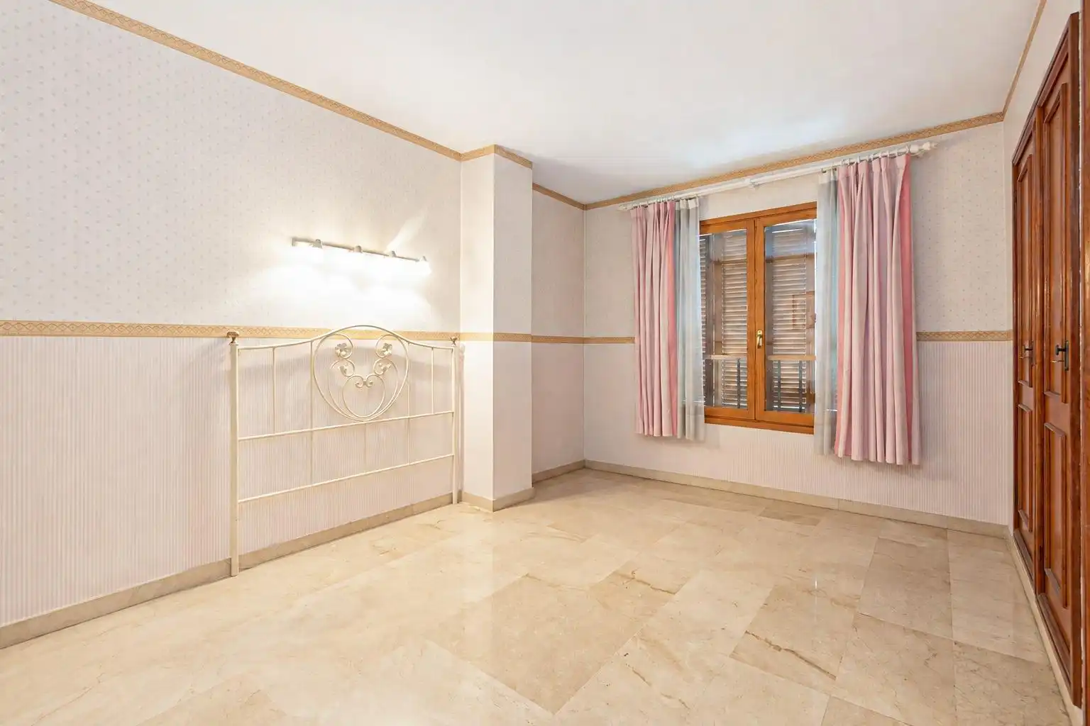 Piso en venta en  Palma de Mallorca con Calefacción y Terraza