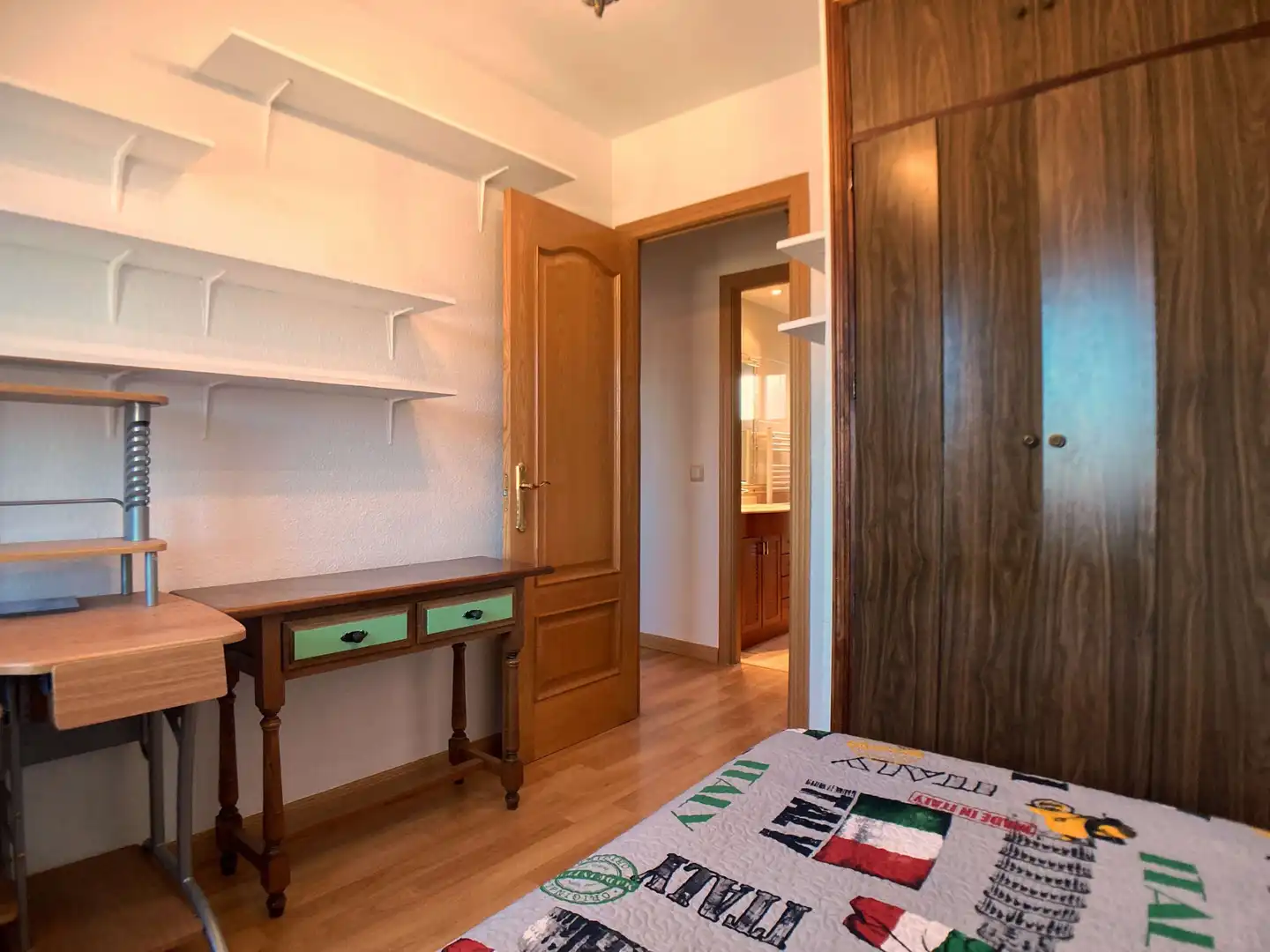Bedroom of Flat for rent in Móstoles  with Air Conditioner, Heating and Parquet flooring