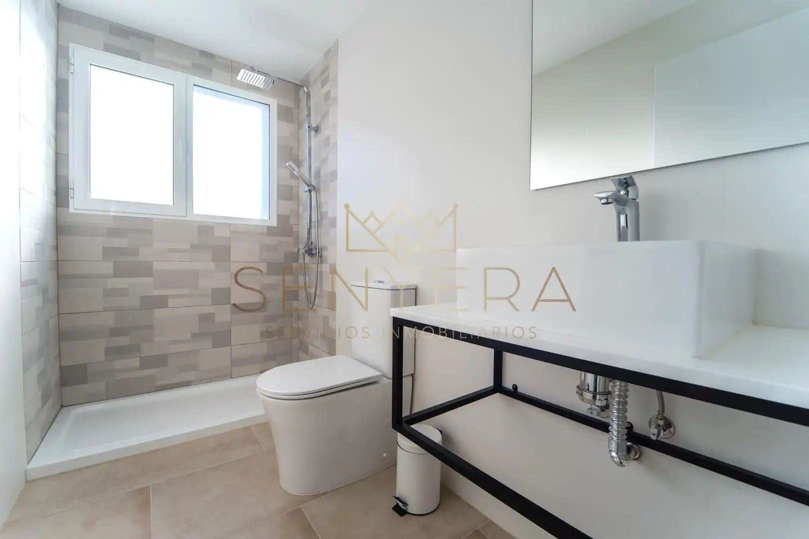 Baño de Edificio en venta en Picassent
