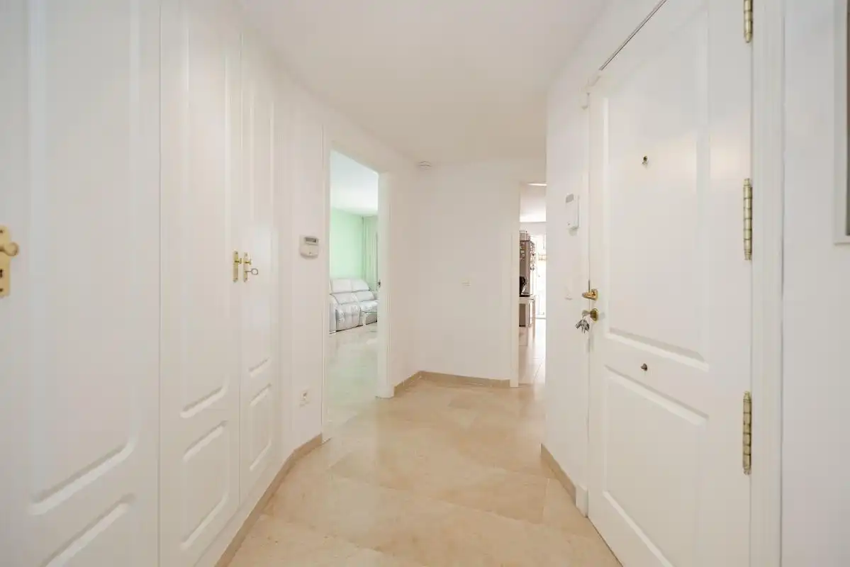 Piso en venta en Marbella con Aire acondicionado, Calefacción y Jardín privado