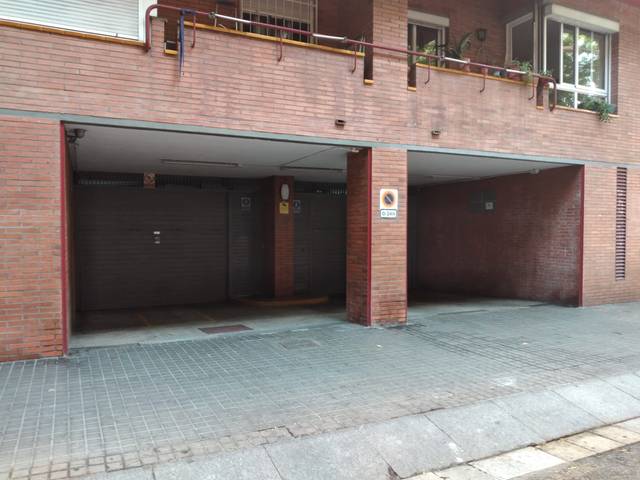 Garaje en Venta en Carrer de Sant Fructuós, 2 en La Font de la Guatlla