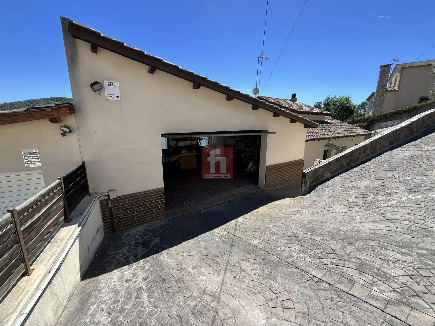 Parkplatz von Haus oder Chalet zum Verkauf in Olivella mit Terrasse, Abstellraum und Schwimmbad