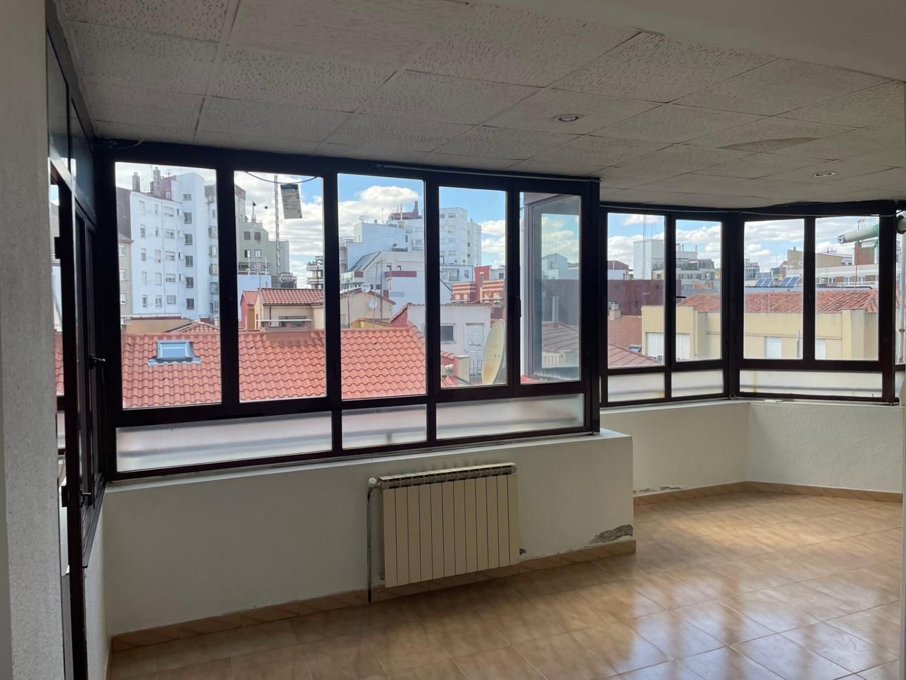 Piso en venta en León Capital  con Terraza