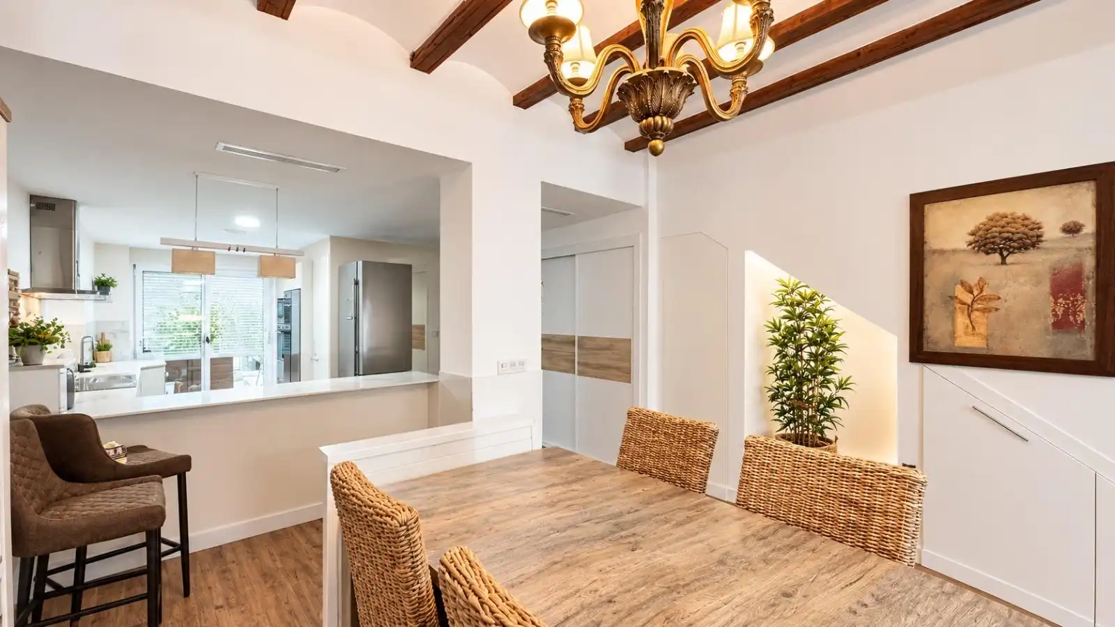 Menjador de Casa o xalet en venda en L'Alcúdia, Valencia