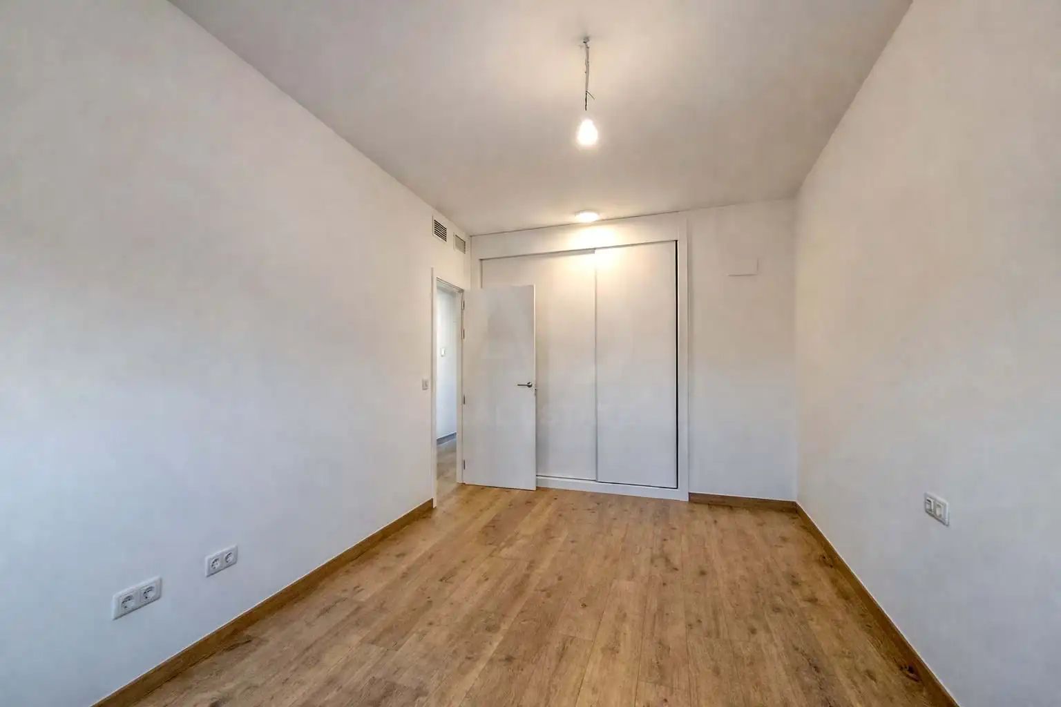 Habitación de Casa adosada en venta en Mutxamel con Aire acondicionado, Calefacción y Terraza