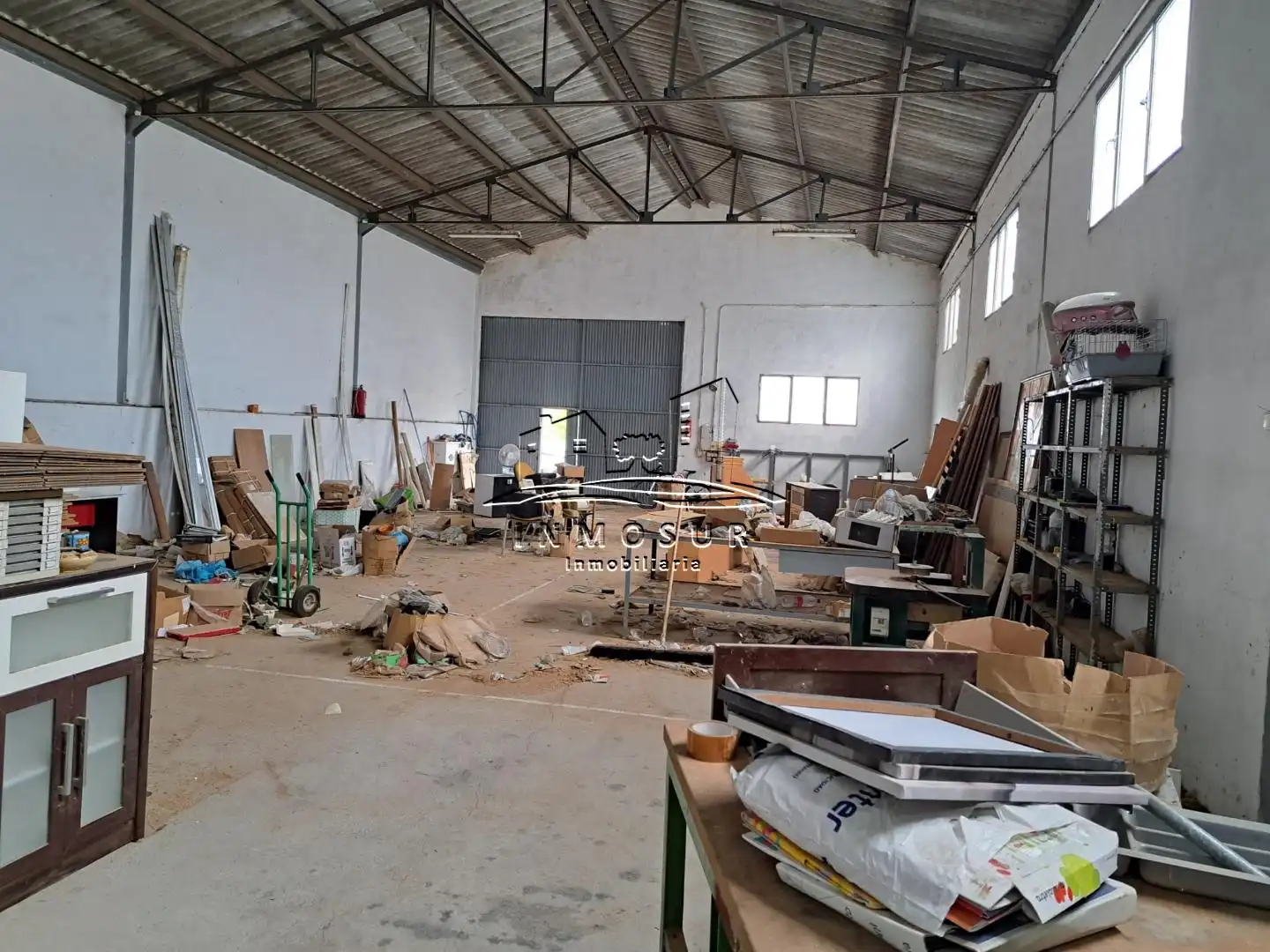 Nau industrial en venda a El Carmen - La Barrera