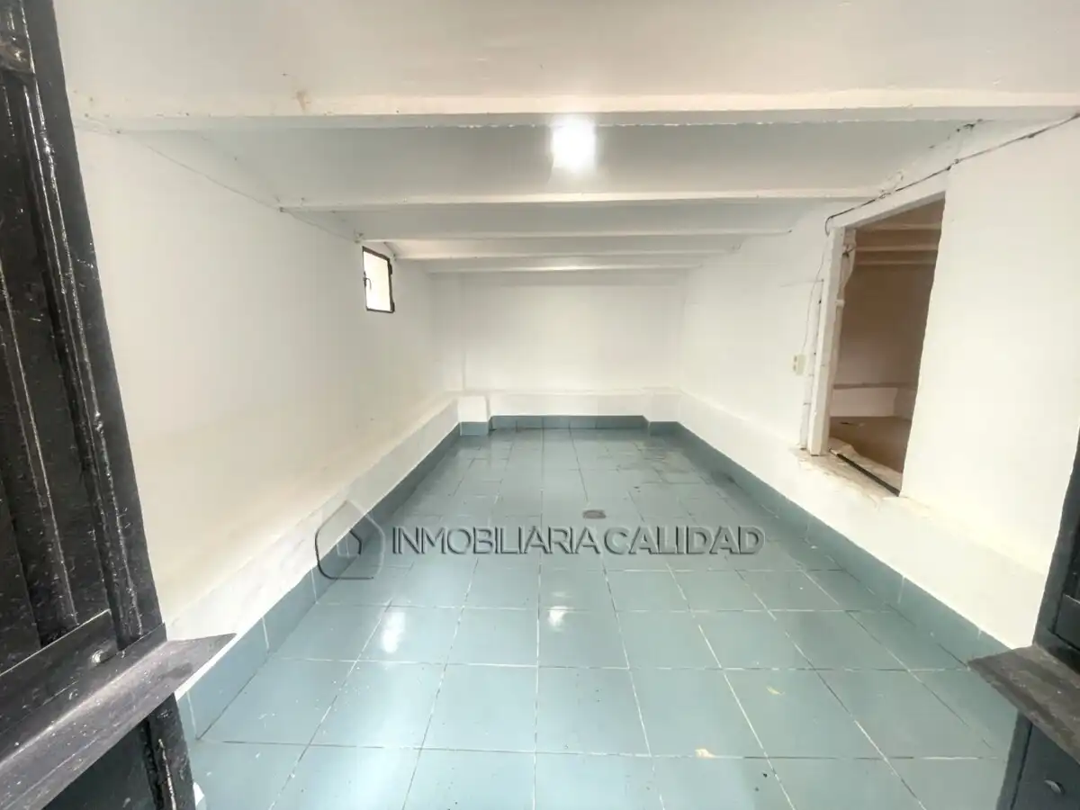 Local en venta en Burgos con Calefacción