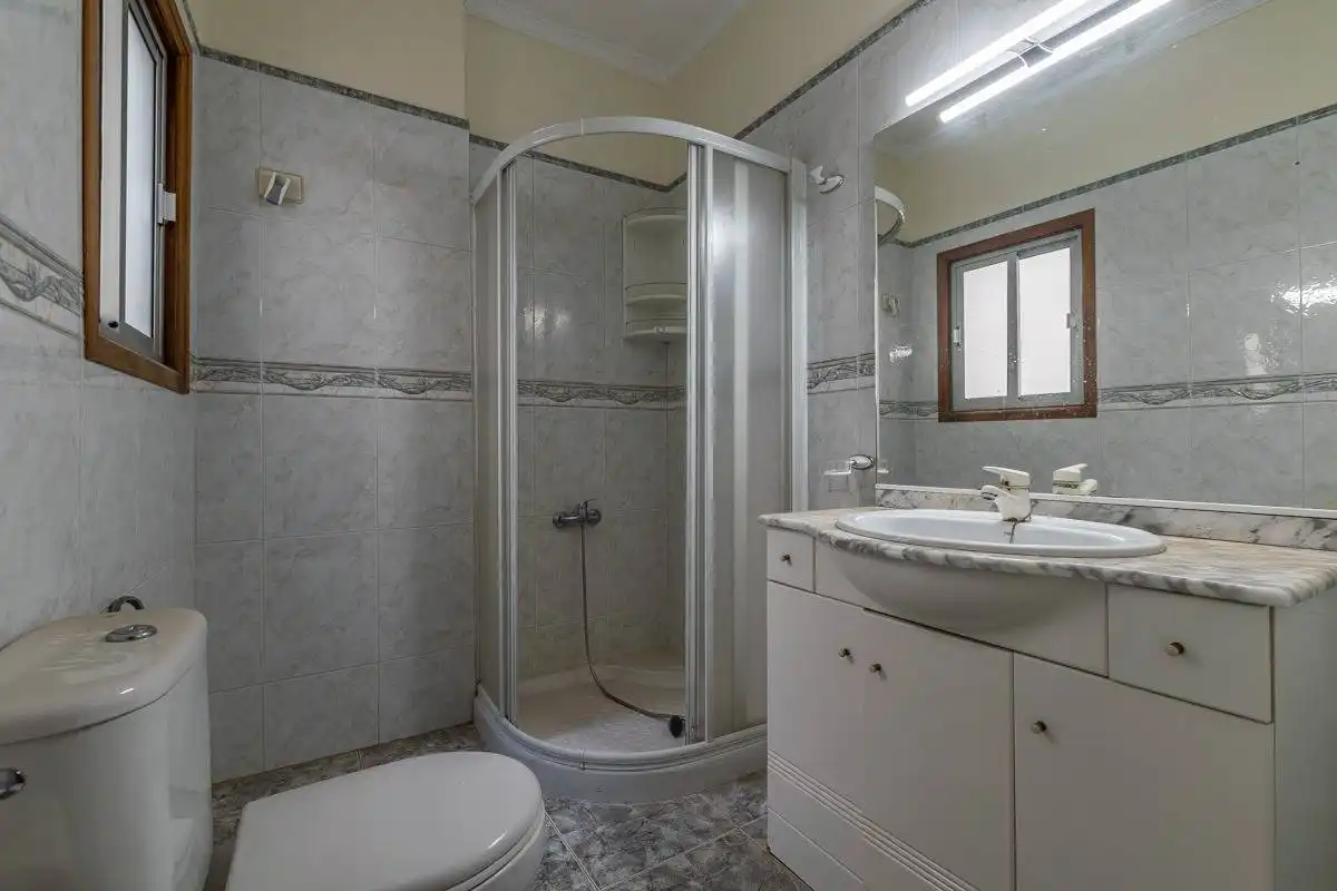 Bathroom of Flat for sale in Las Palmas de Gran Canaria  with Balcony