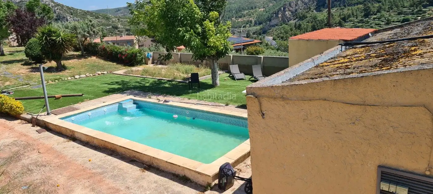 Residential land for sale in Camí Escometes 6