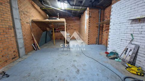 Bajo comercial en A Valenzá, imatge 3
