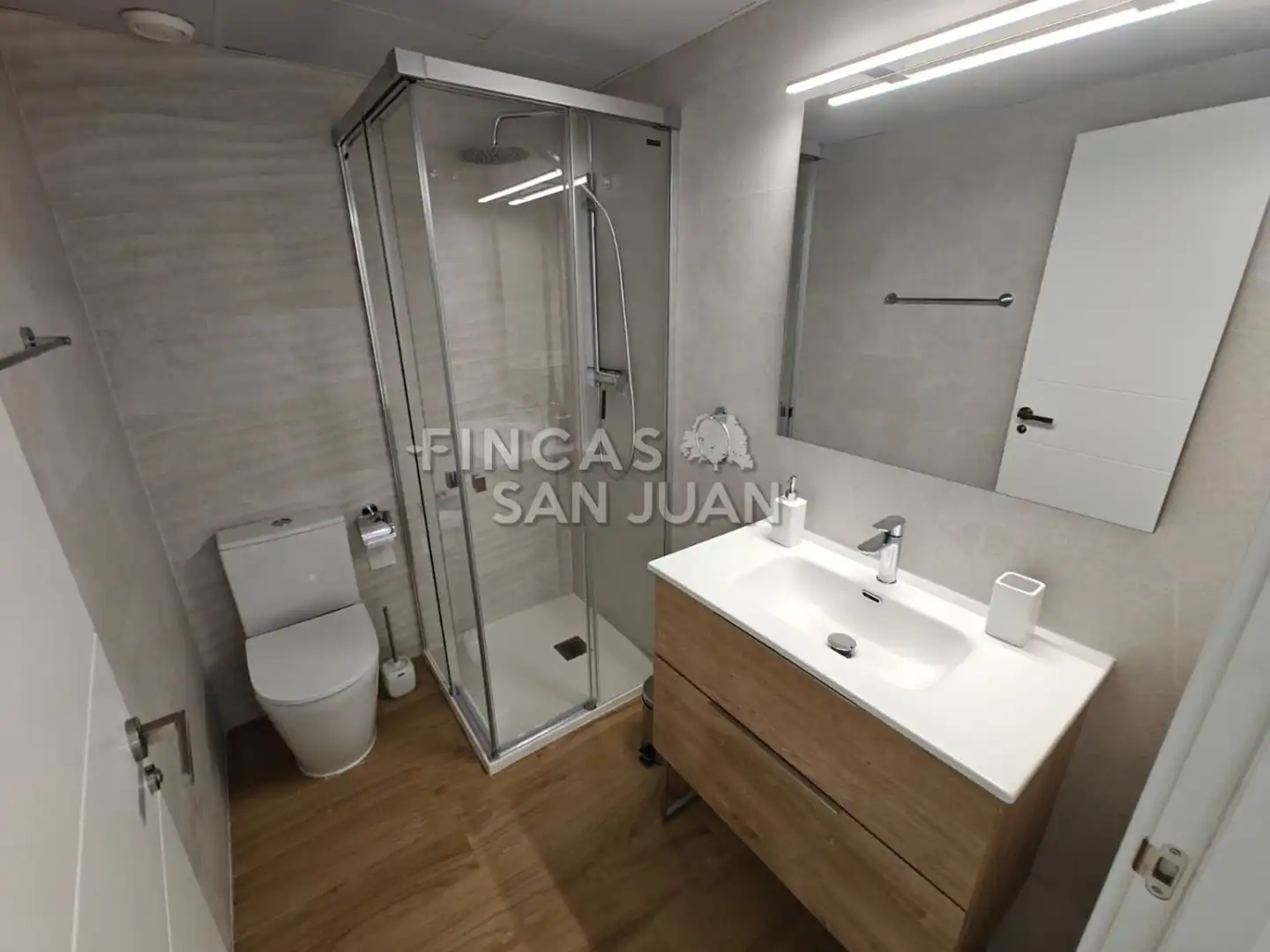 Baño de Piso de alquiler en Sant Joan d'Alacant con Terraza, Trastero y Piscina comunitaria