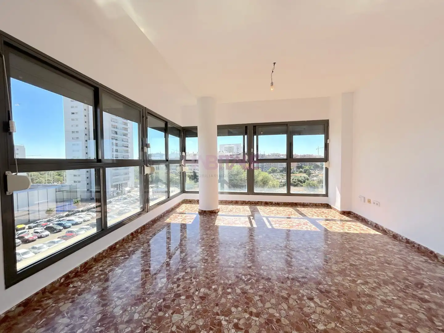 Piso con ascensor en alquiler en Parc Central, imagen 3