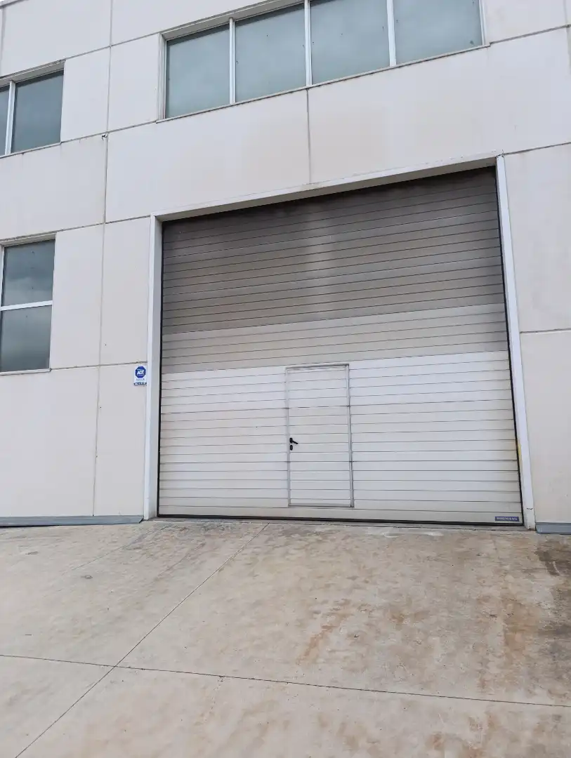 Nave industrial de alquiler en Calle Sarriguren, Huarte / Uharte